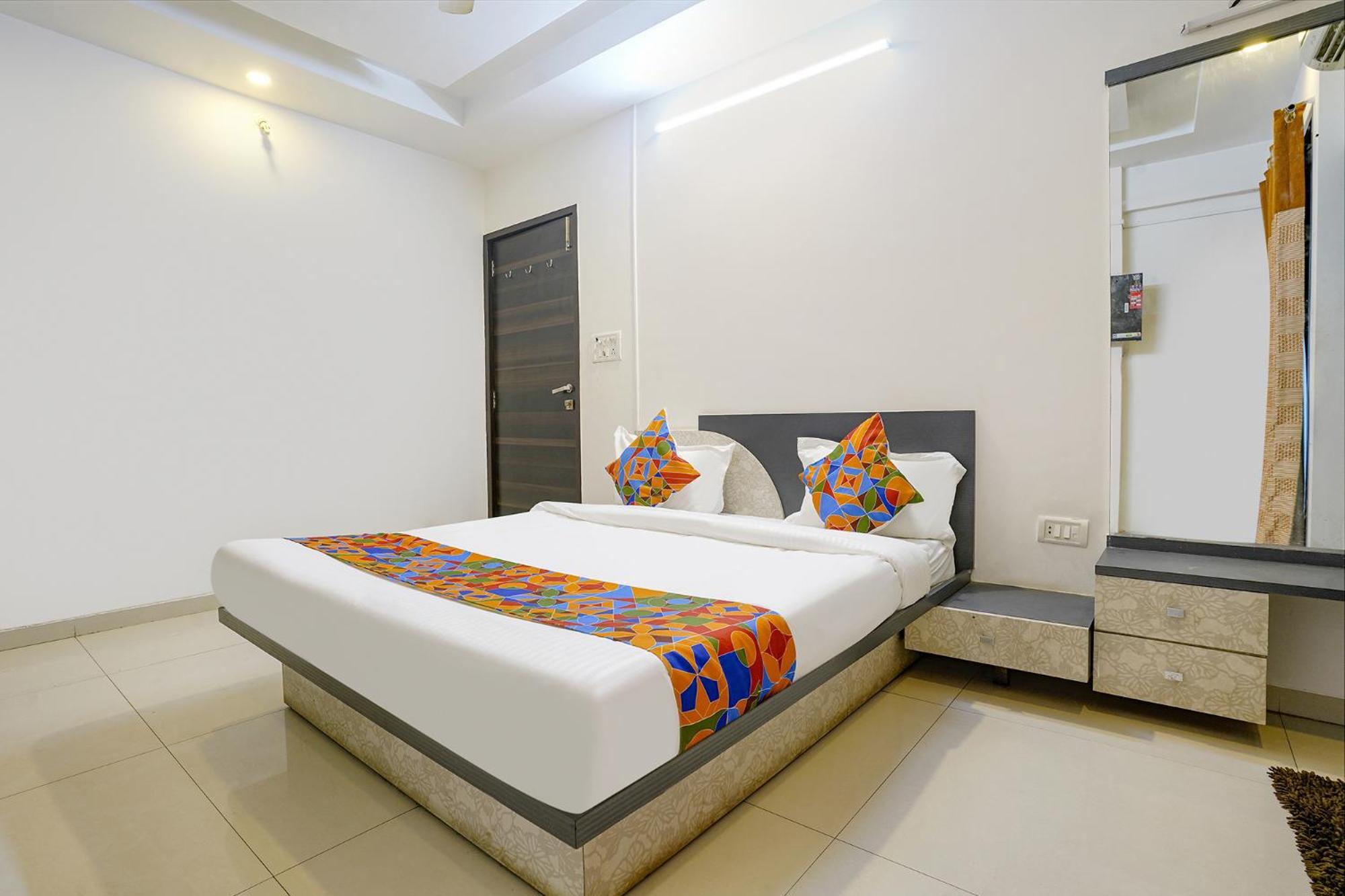 Fabhotel Shree Balaji Apartment Mira-Bhayandar Ngoại thất bức ảnh